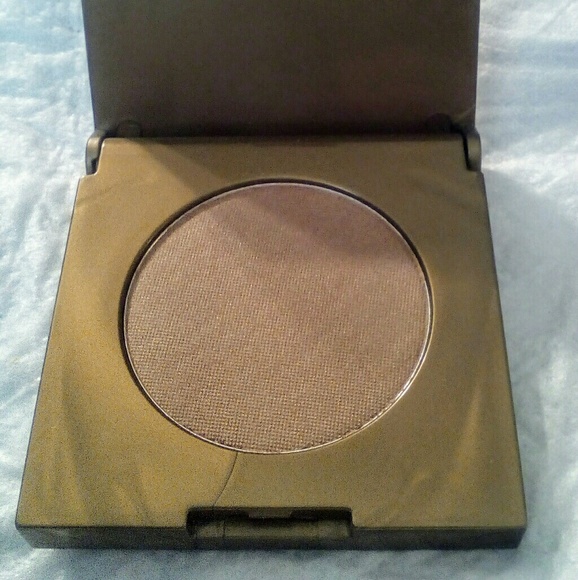 Tarte Amazonian Clay Park Ave Princess bronzer - Picture 2 of 3